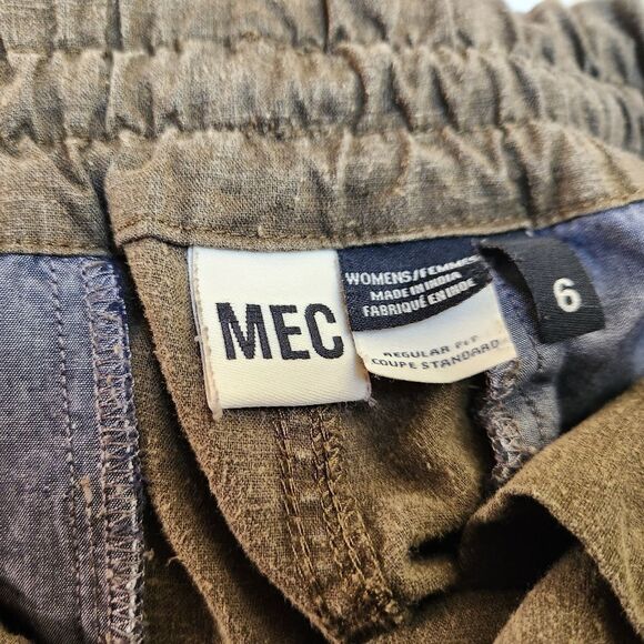 MEC Khaki Green Shorts 6 - Picture 3 of 3